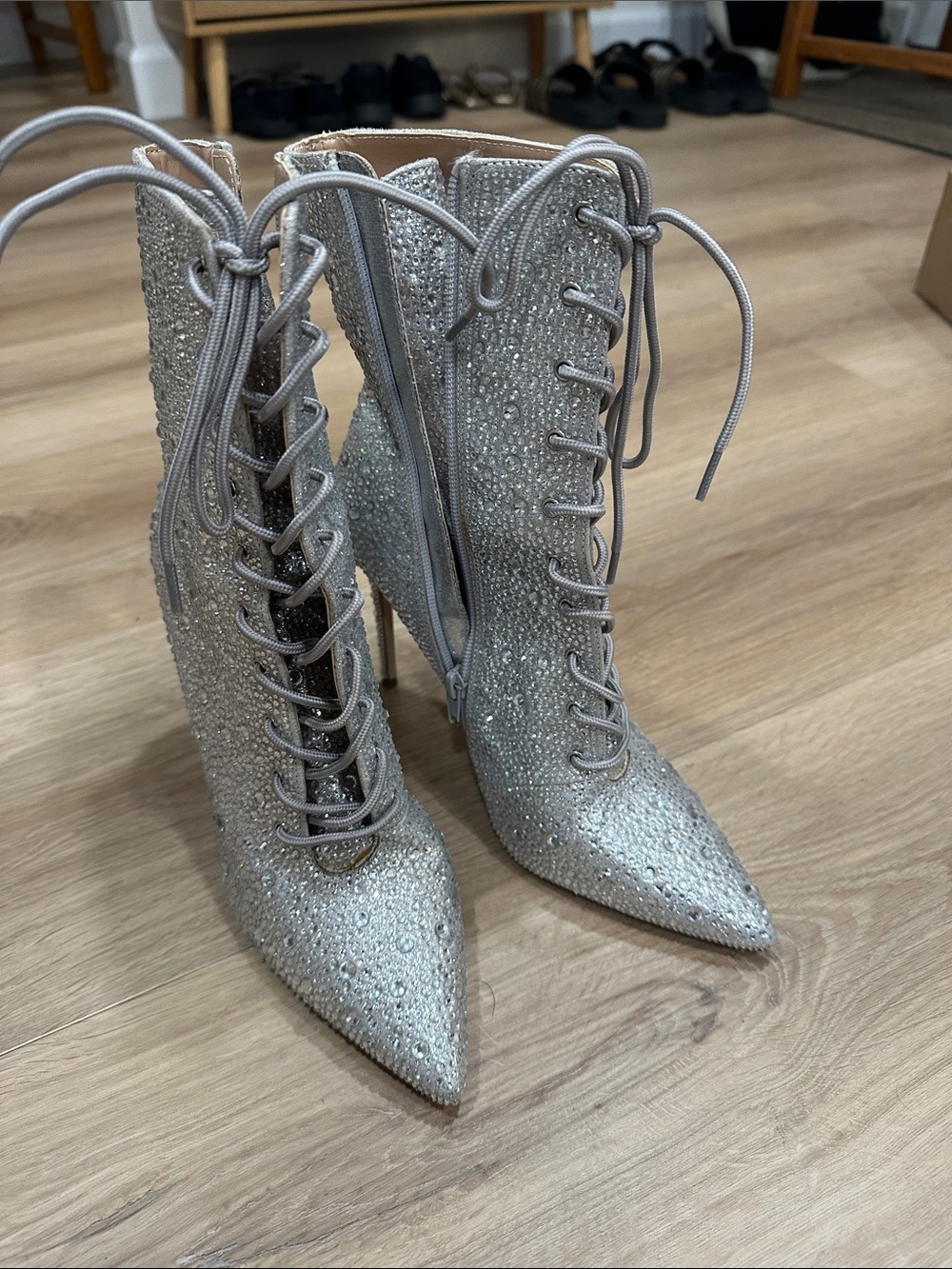 Steve Madden Valency Silver Crystal Lace-Up Stiletto Ankle Boot Size 9 - Picture 5 of 16